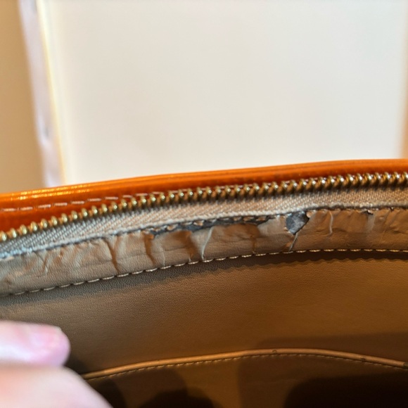 Authentic Louis Vuitton Monogram Vernis Houston Tote Bag - Yellow/Mango - Picture 9 of 13